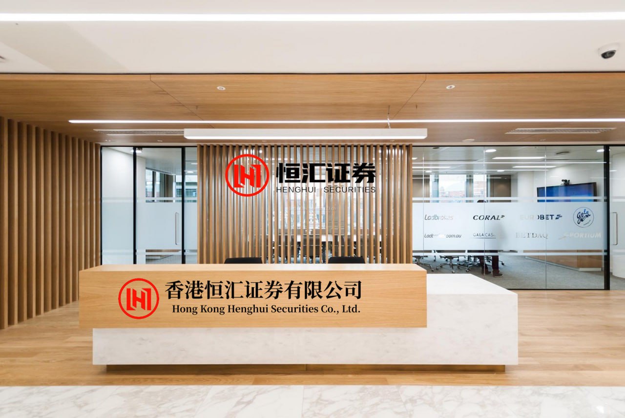 易方达证券 国画竹子：5分钟级别的MACD一般用于分析二天之内的波动，适用于30分钟到2个小时，长一点4个小时到8个小时（一到二个交易日内）的高低点预测，以便精准捕获超短线的最佳买卖点。1：首先要密切关注5...